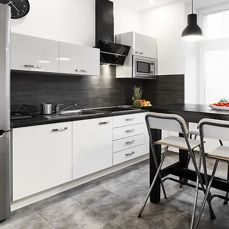 Prestige 7 Apartment